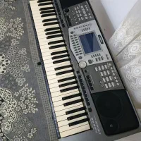 یک دستگاه ارگ یاماها psr 1000 درحد.