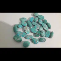 تعداد زیادی سنگ فیروزه نیشابور و کرمان