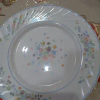 ظرف آشپز خانه به فروش می‌رسد|ظروف سرو و پذیرایی|پردیس, فاز ۸|دیوار