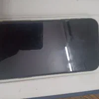 ایفون 11 نرمال