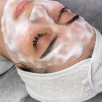 پاکسازی و جوانسازی پوست