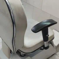 صندلی کار آرایشگاه مردانه|آرایشگاه و سالنهای زیبایی|ورامین, شهرک مدرس|دیوار