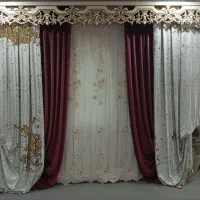 پرده همراه با کتیبه