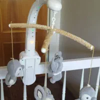 تخت آویز موزیکال مدل چراغدار|اسباب و اثاث بچه|اصفهان, سنبلستان|دیوار