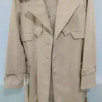 پالتو|لباس|مشهد, موعود|دیوار