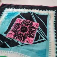 شال|لباس|اصفهان, خواجو|دیوار