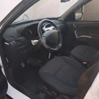 کوییک آر سفید مشکی 1401-پارس خودرو