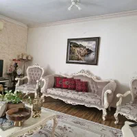 مبلمان هفت نفره همراه با میز نهارخوری هشت نفره