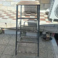 چهار پایه اهنی ۴ پله