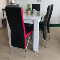 میز و صندلی دو ست ۶ نفره