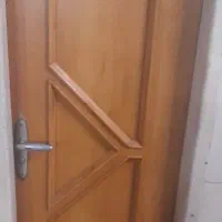 ۲ عدد درب چوبی با قفل