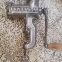 چرخ گوشت دستی قدیمی ساخت سوئد