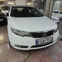 سراتو ۹۵ بدون رنگ