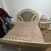 تخت بدون تشک با دوتا پاتختی