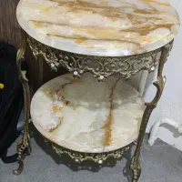 میز تلفن برنز با سنگ مرمر فوق‌العاده تمیز