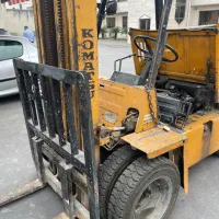 لیفتراک ۲/۵ تن کوماتسو