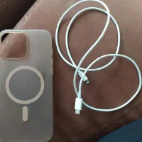 کاور و شارژر آیفون ۱۶