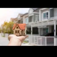 زمین-200-متری-نیایش