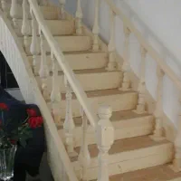 راه پله گرد|خدمات پیشه و مهارت|قائم‌شهر, |دیوار