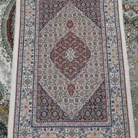 فرش و قالی دستباف گل‌ابریشم ترنج‌دار۸۰در۱۲۰و۸۰در۳