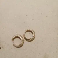 گردنی با گوشواره|جواهرات|نیشابور, گنبد سبز|دیوار