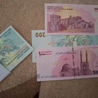 اسکناس ۲۰۰ و ۵۰۰ و ۱ میلیونی نو و تا نخورده