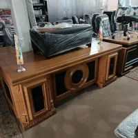 میز‌اداری‌تحریر‌مدیریت‌کارمندی