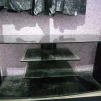 میز تلویزیون شیشه ای
