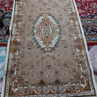 سه عدد فرش|فرش|مشهد, طلاب|دیوار