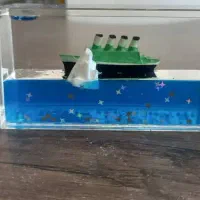 هلیکوپتر و کشتی متحرک