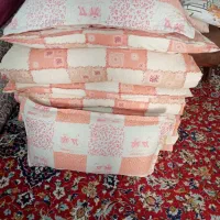 لحاف، تشک، پشتی|رختخواب، بالش، پتو|برخوار, |دیوار