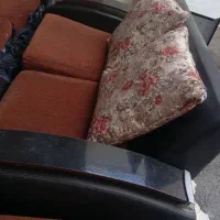 مبل ۷نفره در حد نوزیک عدد گلدان گل|مبلمان خانگی و میز عسلی|مشگین شهر, |دیوار