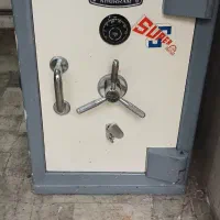 میخرم میفروشم اگه گاوصندوق برای فروش داشتی خریدارم