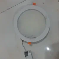 تعداد ۲۶ عدد لامپ سالم  ب شرط