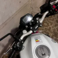 بنلی ۳۰۰ سفید ۱۴۰۳