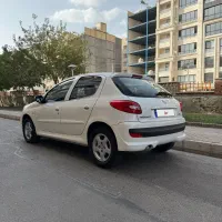 پژو ۲۰۷ مدل ۹۶ بسیار کم کار|خودرو سواری و وانت|مشهد, فردوسی|دیوار