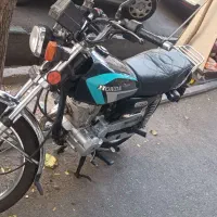 هوندا 150 سنین