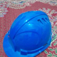 کفش آهنی و کلاه ایمنی|کیف، کفش، کمربند|بندرعباس, |دیوار