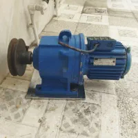 دینام سه فاز گیربکس دار