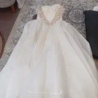 سه عدد لباس عروس