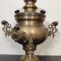 سماور زغالی برنجی بسیار خاص و زیبا،مهردار و سنگین