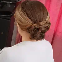 سالن زیبایی زهره بهادری