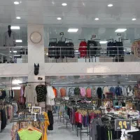 به دو همکار خانم نیازمندیم جهت کار در پوشاک