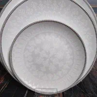 سرویس ۱۲نفره چینی|ظروف سرو و پذیرایی|قم, شهرک امام حسن|دیوار