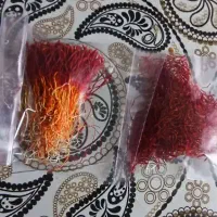 زعفران قاینات خوش رنگ و طبع