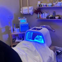 خدمات فیشال پوست