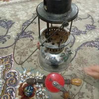 چراغ زنبوری قدیمی