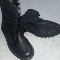 پوتین آک سایز ۴۱ (مناسب سایز۴۲ هم هست)