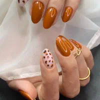 کاشت ناخن|خدمات آرایشگری و زیبایی|رشت, جماران|دیوار