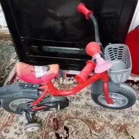 سایز۱۲ رنگ قرمز در حد نو